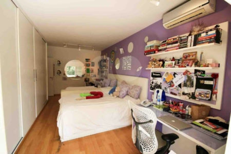 Casa à venda com 3 quartos, sendo 2 suítes,  em Vila Tramontano, São Paulo, SP