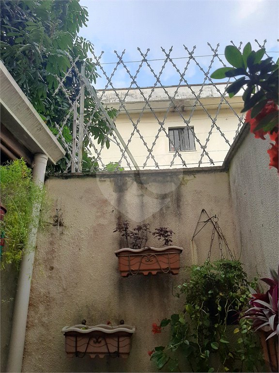 Casa à venda com 3 quartos, sendo 1 suíte, no condomínio Barbará II, São Paulo - SP