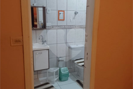 Casa à venda com 2 quartos em Parque Industrial, São Paulo, SP