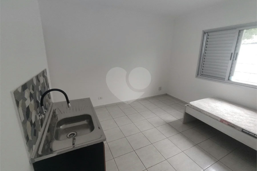 Casa para alugar com 1 quarto no condomínio Pomar, São Paulo - SP