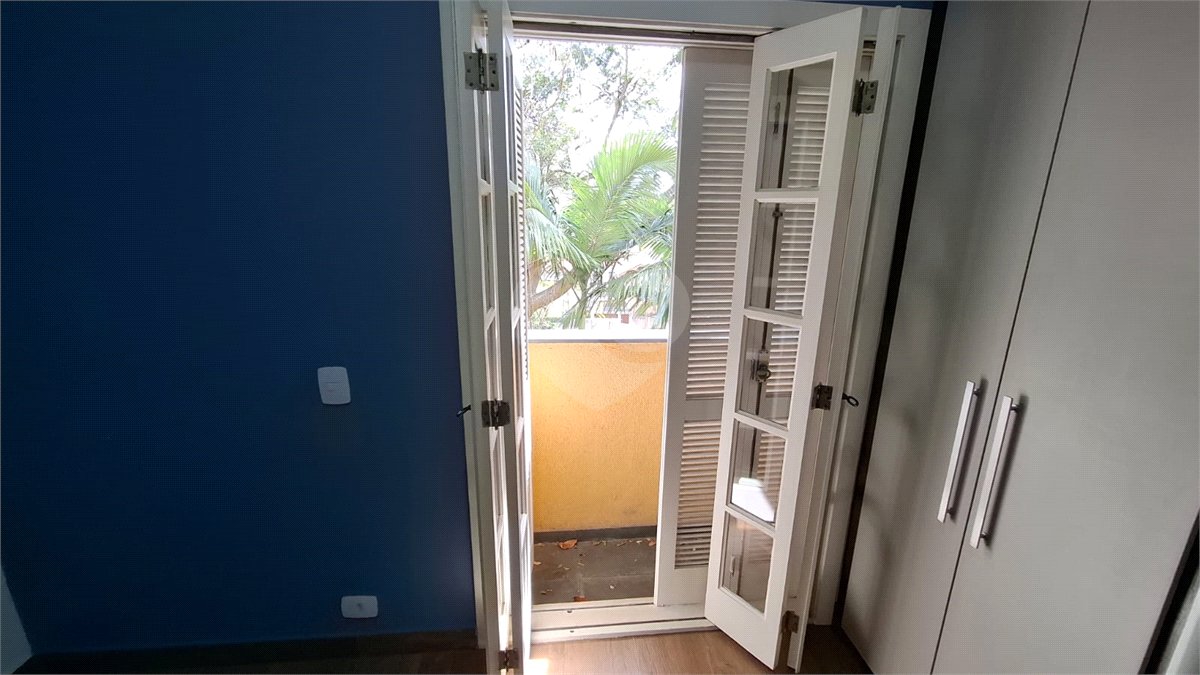 Casa à venda com 2 suítes no condomínio Village Palmas, São Paulo - SP