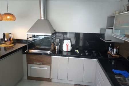 Casa à venda com 4 suítes no condomínio Villaggio Capriccio, Louveira - SP