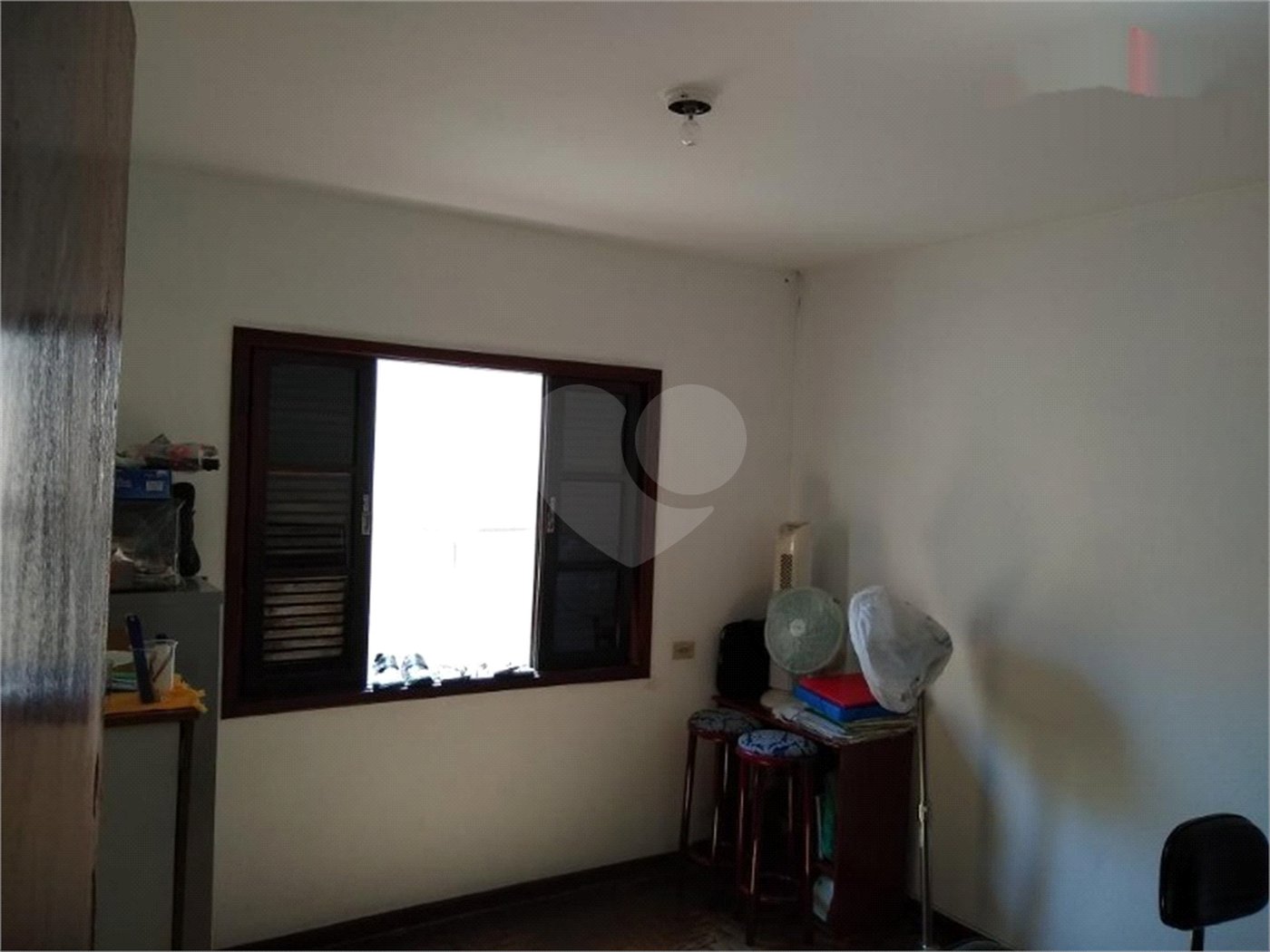 Sobrado à venda com 4 quartos, sendo 1 suíte, em Vila Constança, São Paulo, SP