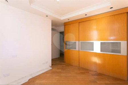 Apartamento à venda com 4 quartos, sendo 3 suítes,  em Vila Gomes Cardim, São Paulo, SP