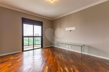 Apartamento à venda com 4 quartos, sendo 3 suítes, em Vila Suzana, São Paulo, SP