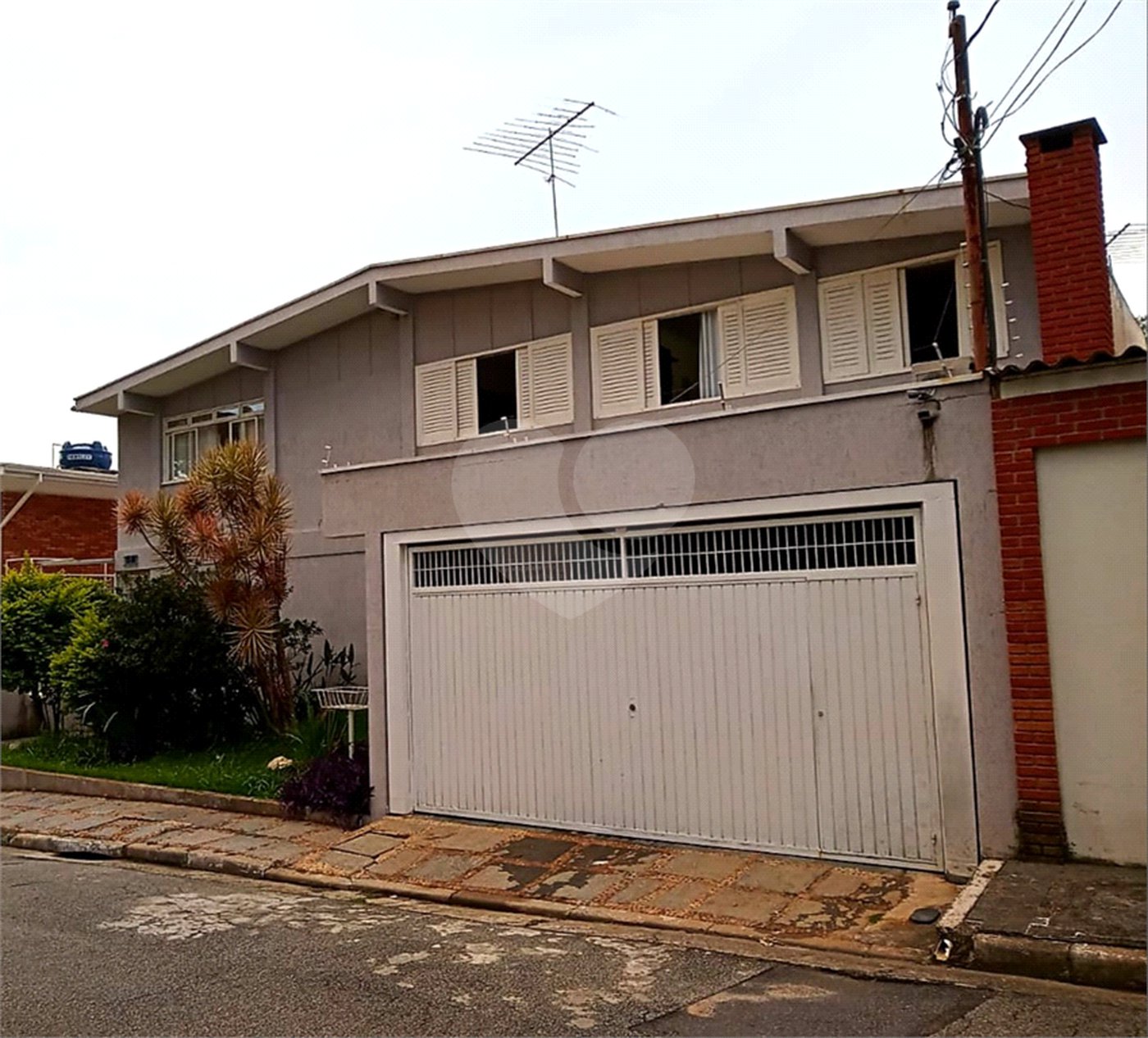Casa à venda com 4 quartos, sendo 1 suíte,  em Vila Oliveira, Mogi das Cruzes, SP