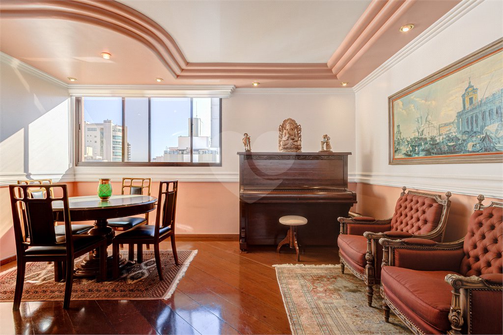 Apartamento à venda com 4 suítes em Moema, São Paulo, SP