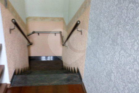Chácara à venda com 3 quartos, sendo 1 suíte,  em Conjunto Habitacional Brás Cubas, Mogi das Cruzes, SP
