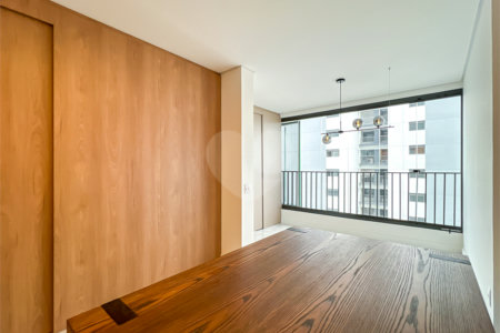 Apartamento à venda com 2 quartos, sendo 1 suíte, em Santo Amaro, São Paulo, SP
