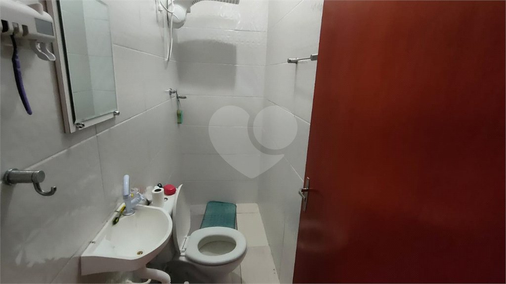 Casa de Vila para alugar com 2 quartos em Lopes de Oliveira, Sorocaba, SP
