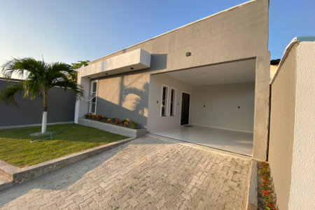 Casa à venda com 3 quartos, sendo 2 suítes, no condomínio PORTO LAGOA, Aquiraz - CE