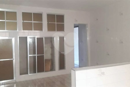 Casa à venda com 3 quartos, sendo 1 suíte, em Jardim Castanheira, São José dos Campos, SP