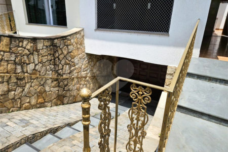 Casa à venda com 3 quartos, sendo 1 suíte, em Vila Maria Alta, São Paulo, SP