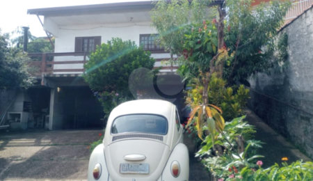 Casa à venda com 3 quartos em Colina dos Pinheiros, Valinhos, SP