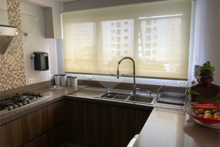 Apartamento à venda com 3 quartos, sendo 2 suítes, em Brooklin Paulista, São Paulo, SP