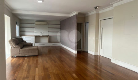 Apartamento à venda com 3 suítes em Vila Andrade, São Paulo, SP