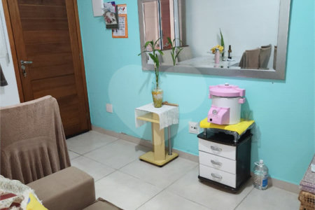 Casa à venda com 2 quartos no condomínio Irmã Filomena, São Paulo - SP