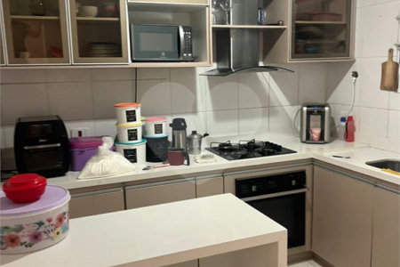 Casa à venda com 2 quartos no condomínio Recanto das Graças, Cotia - SP