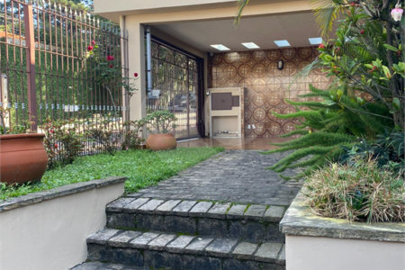 Casa à venda com 3 quartos, sendo 1 suíte, em Santo Amaro, São Paulo, SP