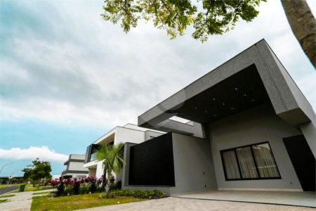 Casa à venda com 4 suítes no condomínio Alphaville Nova Esplanada 4, Votorantim - SP