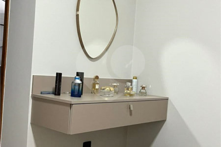 Casa à venda com 3 quartos, sendo 1 suíte, no condomínio Horto Florestal Villagio, Sorocaba - SP