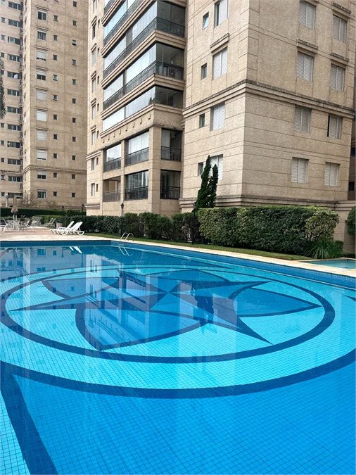 Apartamento à venda com 3 quartos, sendo 2 suítes, em Brooklin Paulista, São Paulo, SP