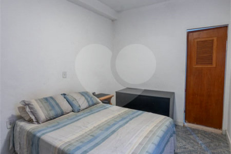Casa de Vila à venda com 3 quartos, sendo 1 suíte, em Vila Pompéia, São Paulo, SP