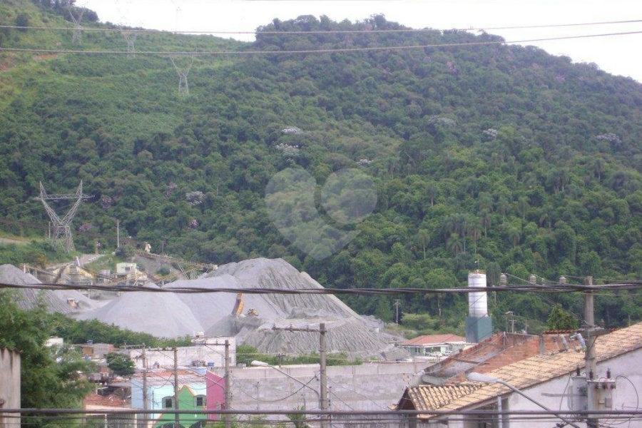 Sobrado para alugar com 3 suítes em Tremembé, São Paulo, SP