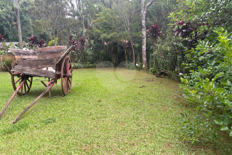 Casa à venda no condomínio Parque Imperial da Cantareira, Mairiporã - SP