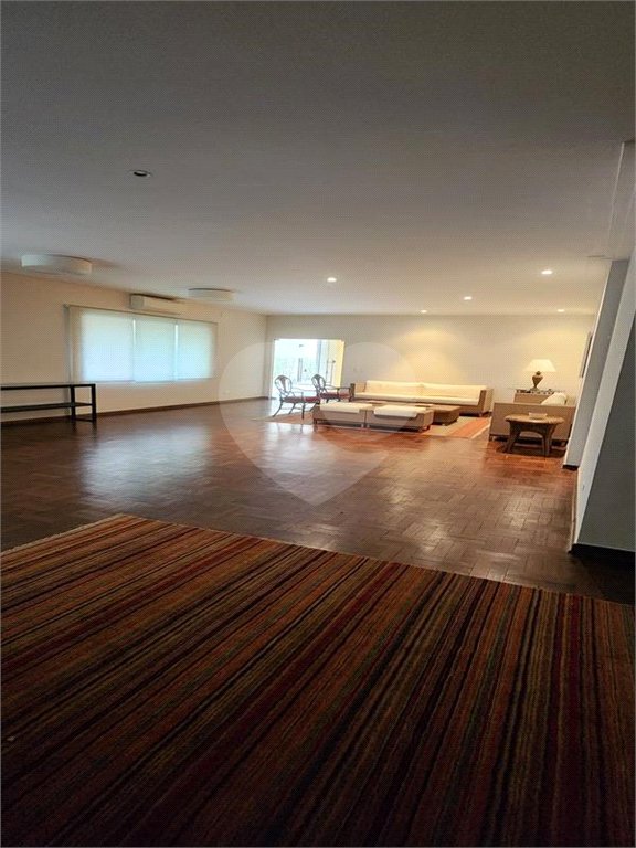 Apartamento à venda com 3 quartos, sendo 1 suíte, em Jardim Paulista, São Paulo, SP