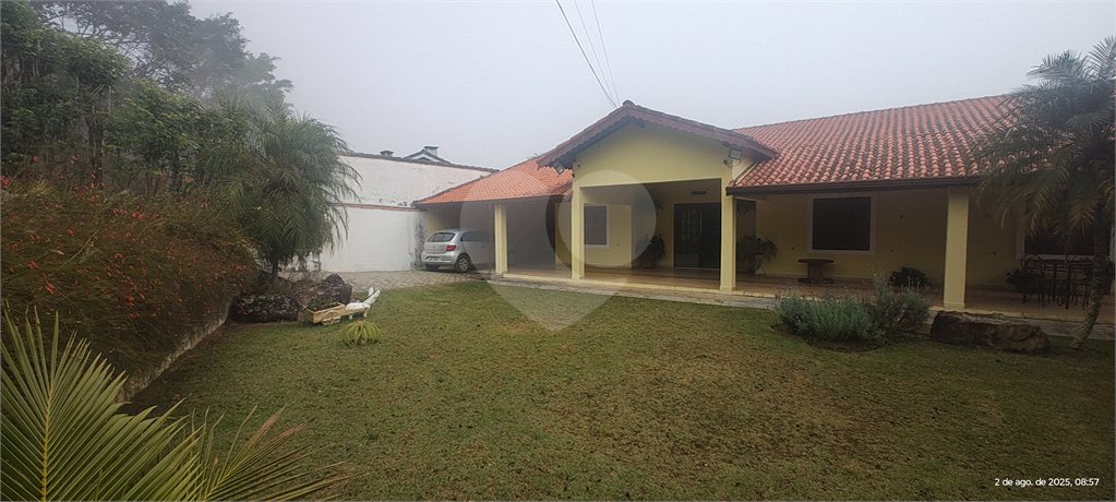 Chácara à venda com 3 quartos, sendo 1 suíte,  no Centro, Nazaré Paulista, SP
