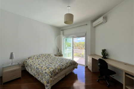 Casa à venda com 5 quartos, sendo 3 suítes,  no condomínio Village Saint Charbel, Araçoiaba da Serra - SP