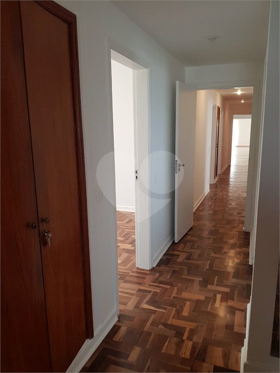 Apartamento à venda com 4 quartos, sendo 2 suítes, em Higienópolis, São Paulo, SP