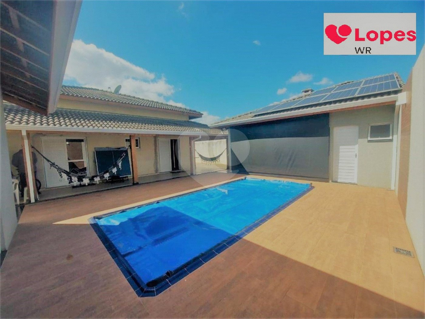 Casa à venda com 5 quartos, sendo 1 suíte, em Jardim Shangri-lá, Atibaia, SP