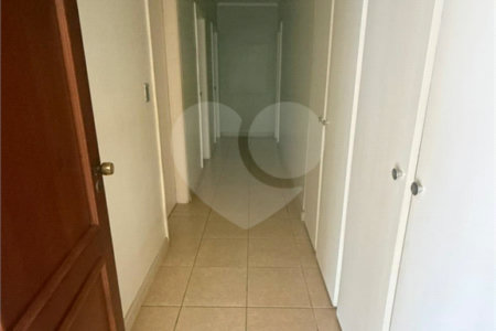 Apartamento à venda com 3 quartos, sendo 1 suíte, no Centro, Ribeirão Preto, SP