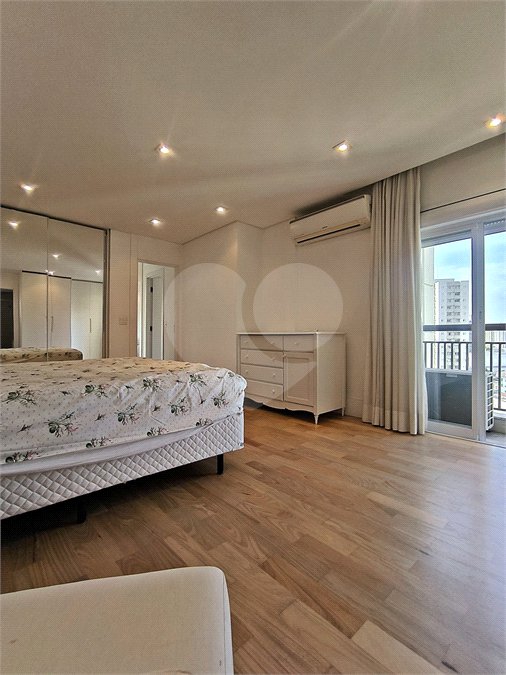 Apartamento à venda com 4 quartos, sendo 3 suítes, em Santana, São Paulo, SP