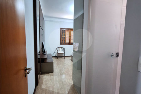Casa à venda com 3 suítes no condomínio Bosque de Grevilea, Vinhedo - SP
