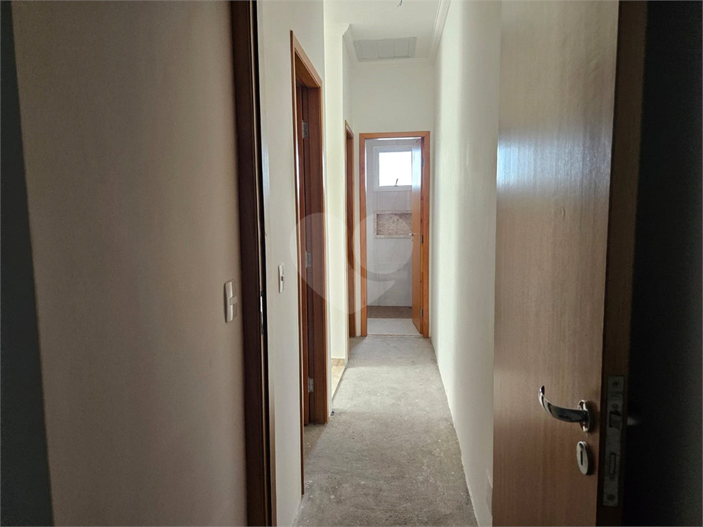 Sobrado à venda com 3 quartos, sendo 1 suíte, em Vila Romero, São Paulo, SP