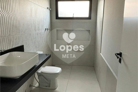Casa à venda com 3 quartos, sendo 1 suíte,  no condomínio Terras do Vale, Caçapava - SP