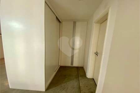 Apartamento à venda com 1 quarto em Vila Olímpia, São Paulo, SP