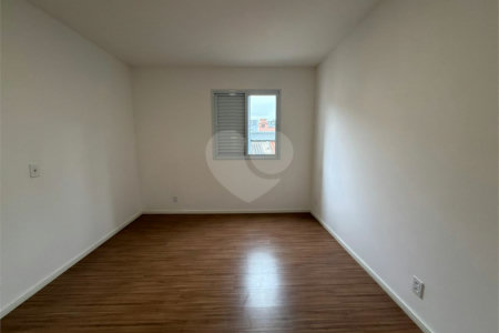 Casa à venda com 2 quartos no condomínio Severa, São Paulo - SP