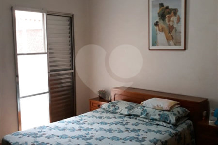 Casa à venda com 2 quartos, sendo 1 suíte,  em Vila Anastácio, São Paulo, SP