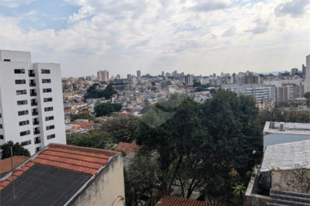 Casa à venda com 3 quartos, sendo 1 suíte,  em Vila Pompéia, São Paulo, SP