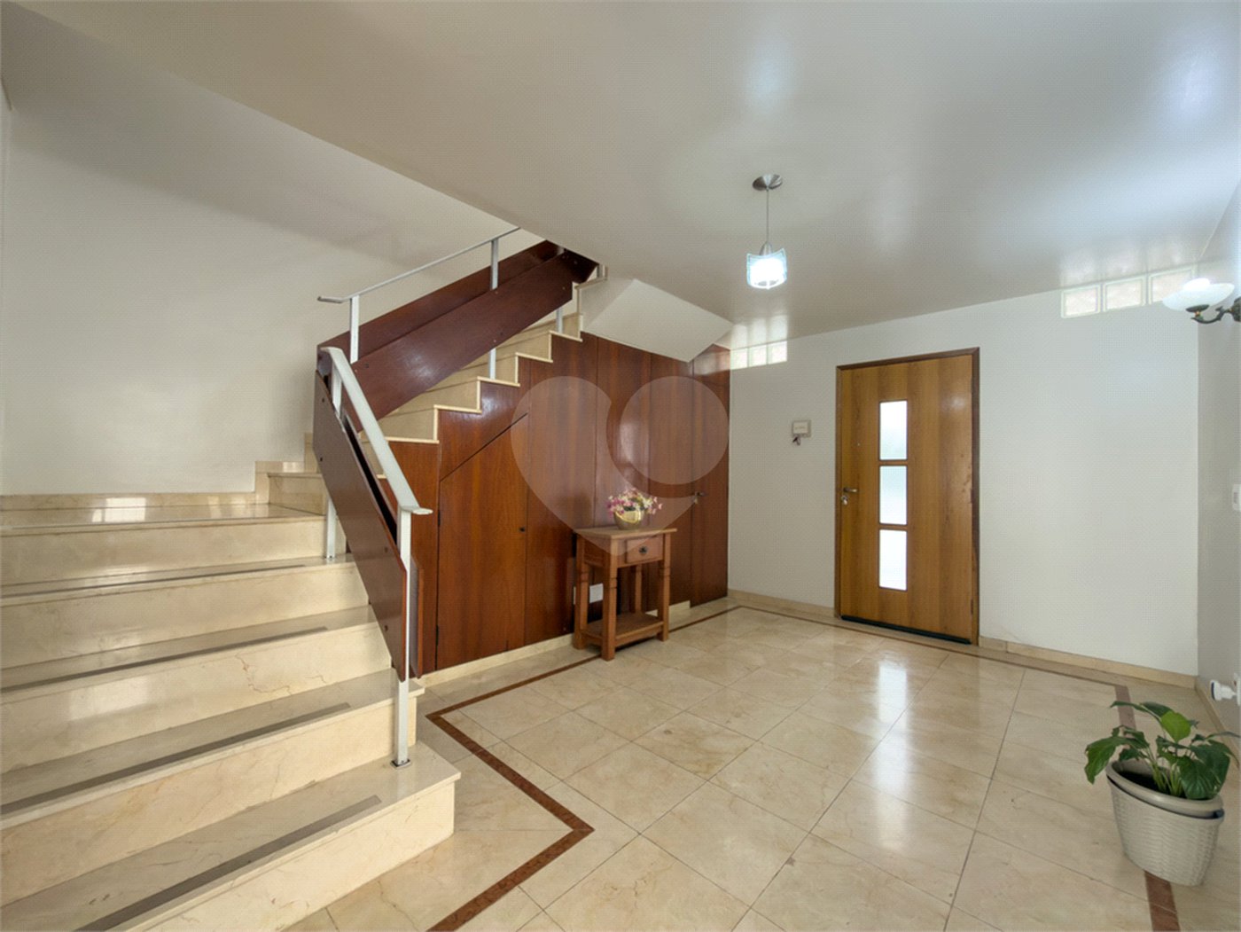 Casa de Vila à venda com 3 quartos, sendo 1 suíte, em Indianópolis, São Paulo, SP