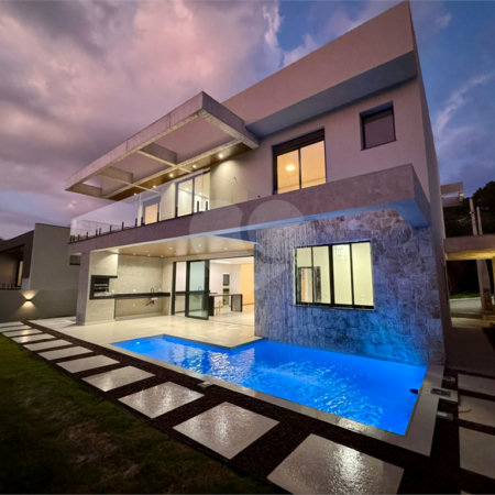 Casa à venda com 4 suítes no condomínio Reserva São Nicolau, Atibaia - SP
