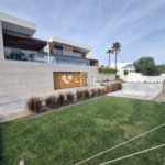 Casa com 4 quartos à venda em Lagos, Algarve, Portugal – Piscinas e jardim mediterrânico