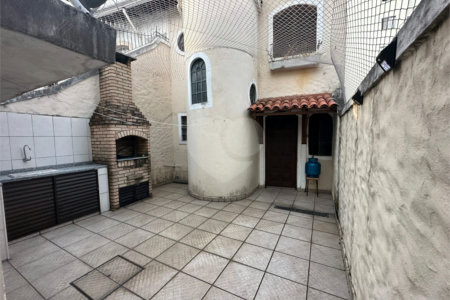 Sobrado à venda com 3 quartos, sendo 1 suíte, em Jardim Prudência, São Paulo, SP