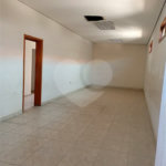 Casa Comercial com 4 salões à venda - Centro | Atibaia