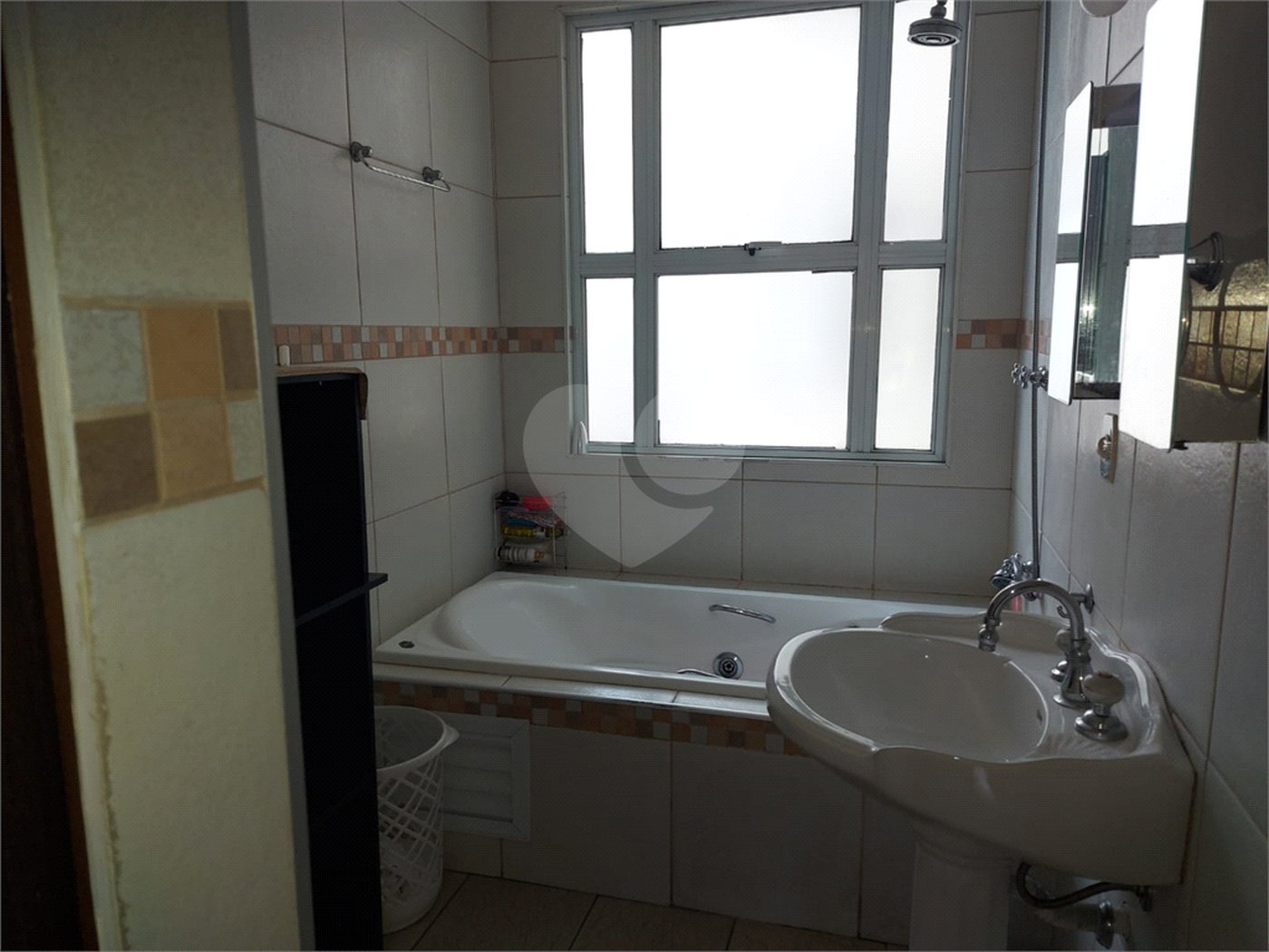 Apartamento à venda com 3 quartos, sendo 1 suíte, em Perdizes, São Paulo, SP