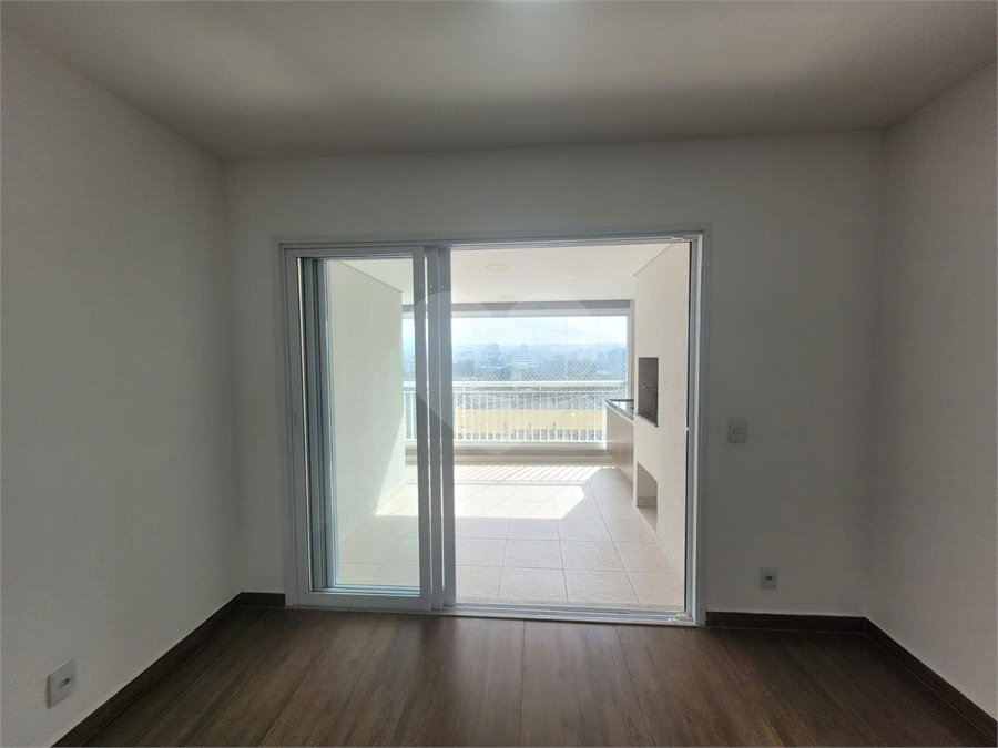 Apartamento à venda com 3 quartos, sendo 1 suíte, em Barra Funda, São Paulo, SP